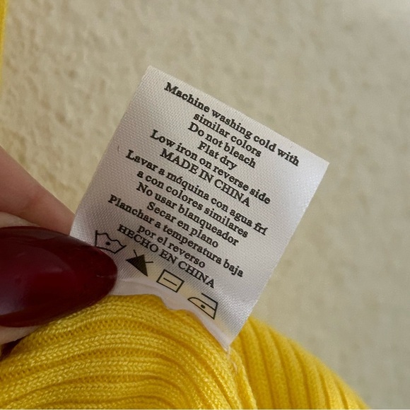 12th Heart Women’s Ribbed Top Sz Large Yellow Scallop Trimmings Coquette Cutesy - Picture 10 of 14